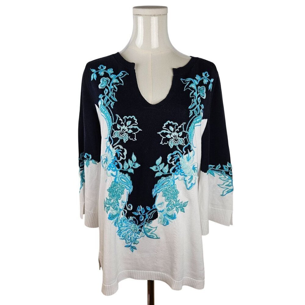 Chico's Sweater Top Tunic Medium Embroidered Pullover Kurta Blue‎ White Floral